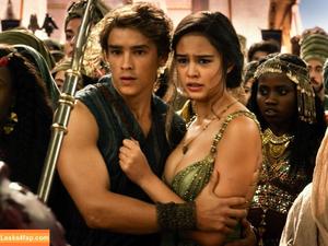 Courtney Eaton фото #0024