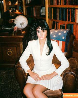 Courtney Eaton фото #0052