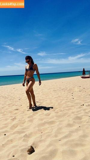 Courtney Hope photo #0348