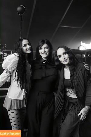 Courtney LaPlante photo #0290