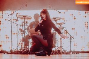 Courtney LaPlante photo #0312