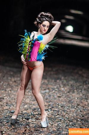 Courtney Lapresi photo #0002
