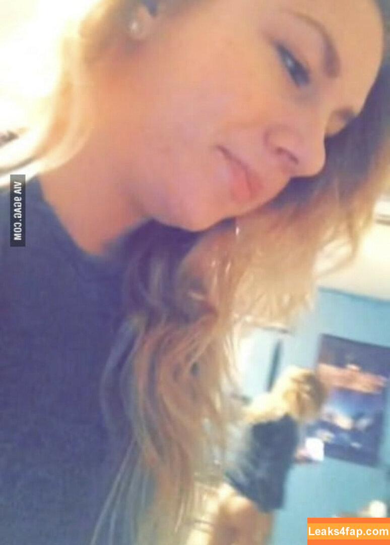 Courtney Miller / co_mill / courtney.miller / typicalvlogs leaked photo photo #0046