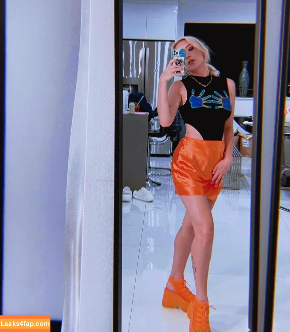 Courtney Miller / co_mill / courtney.miller / typicalvlogs leaked photo photo #0067