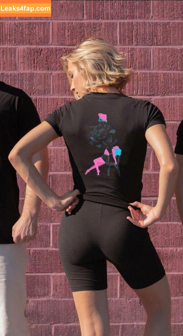 Courtney Miller / co_mill / courtney.miller / typicalvlogs слитое фото фото #0099