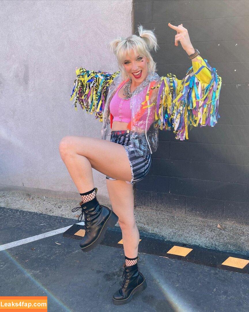 Courtney Miller / co_mill / courtney.miller / typicalvlogs leaked photo photo #0124