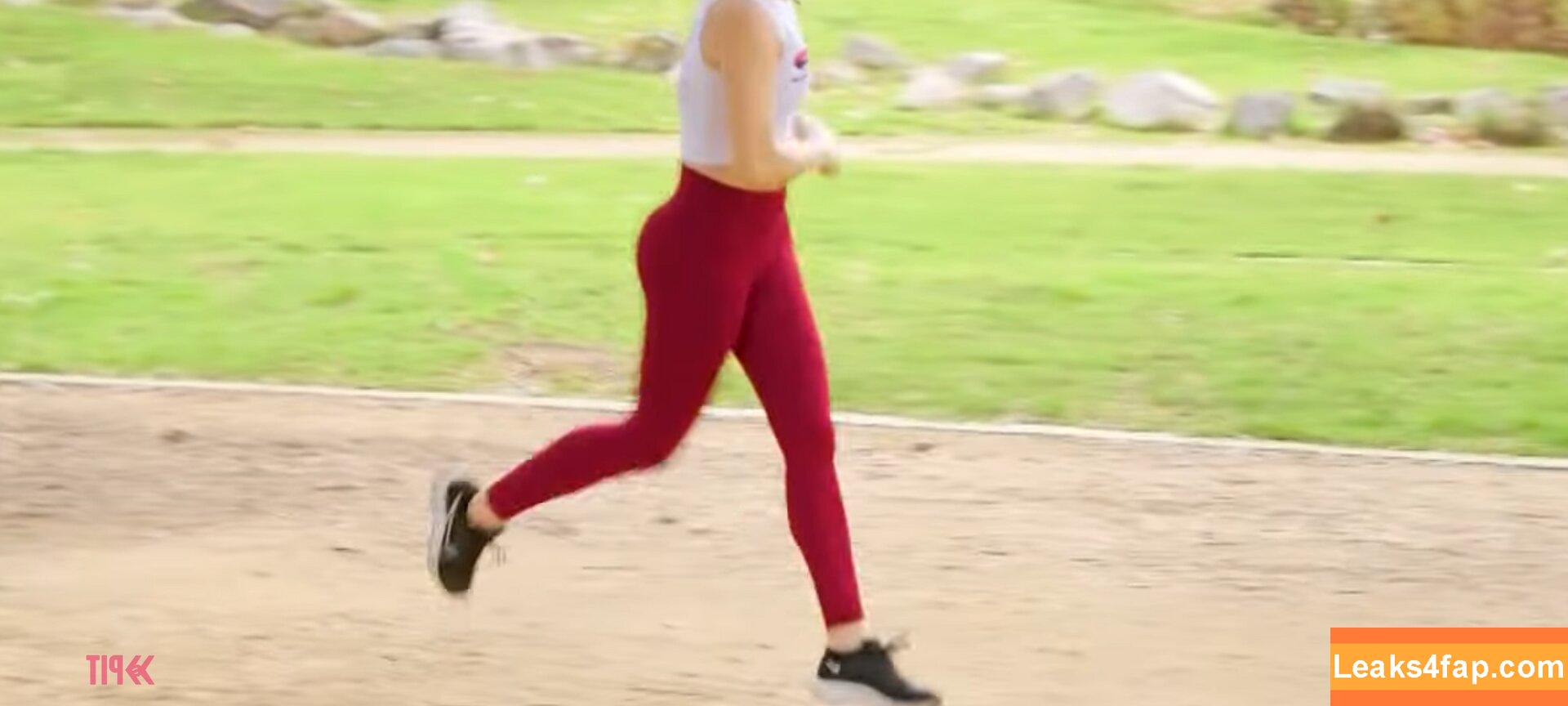 Courtney Miller / co_mill / courtney.miller / typicalvlogs leaked photo photo #0168