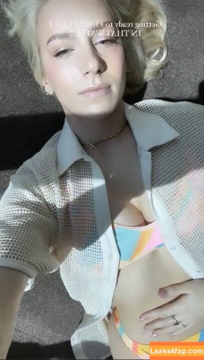 Courtney Miller / co_mill / courtney.miller / typicalvlogs leaked photo photo #0170