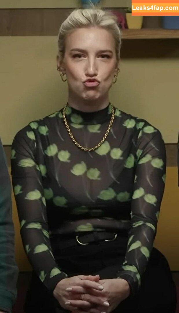 Courtney Miller / co_mill / courtney.miller / typicalvlogs leaked photo photo #0210