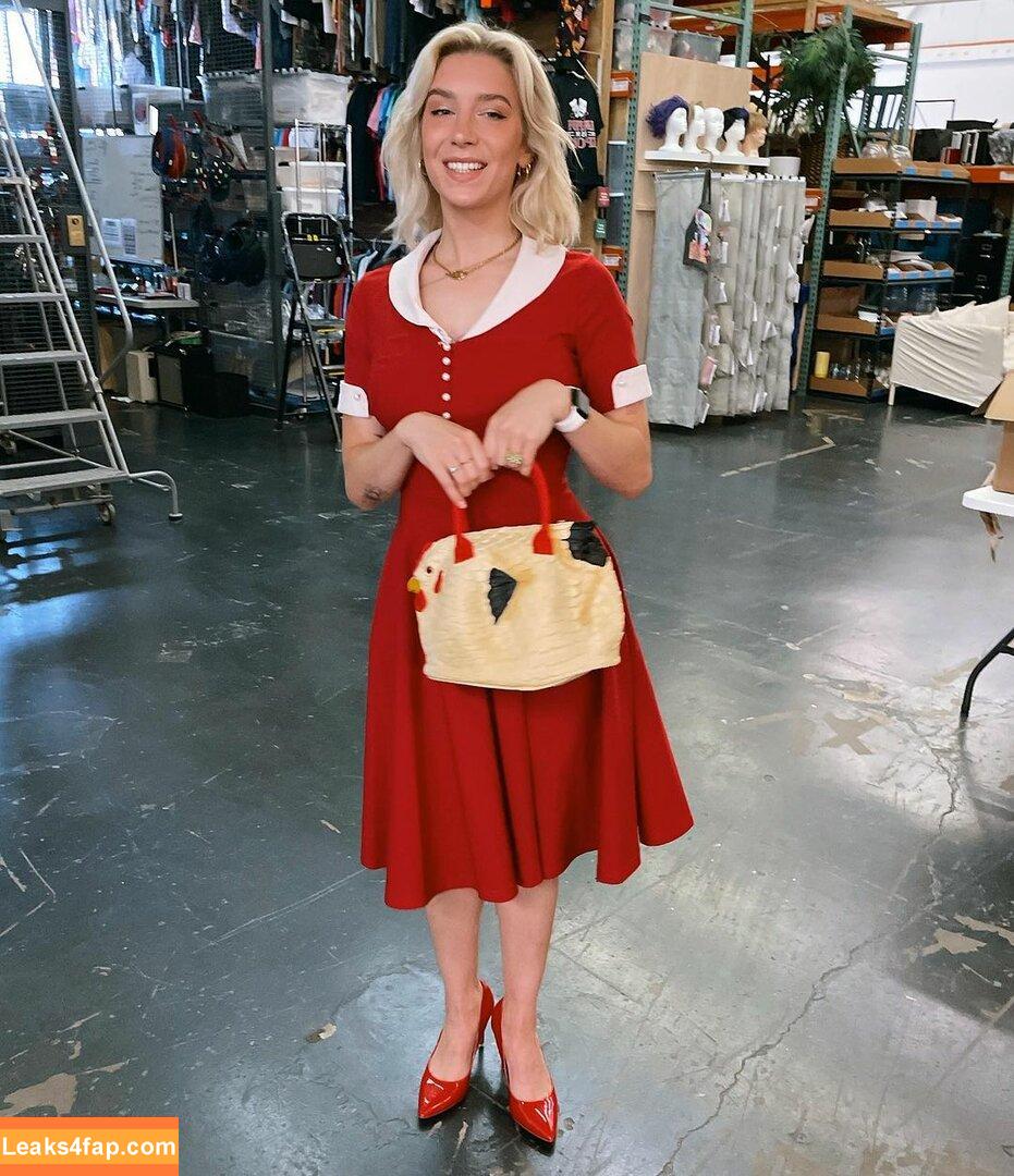 Courtney Miller / co_mill / courtney.miller / typicalvlogs leaked photo photo #0230