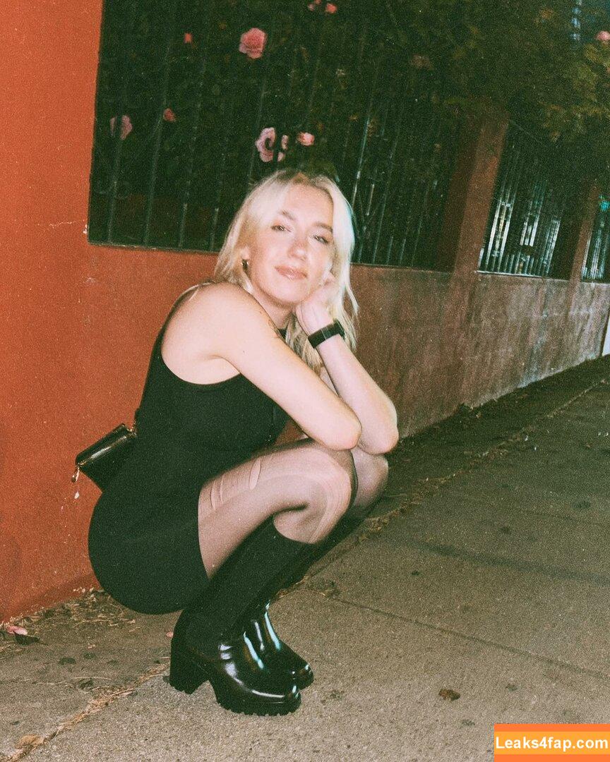 Courtney Miller / co_mill / courtney.miller / typicalvlogs leaked photo photo #0250