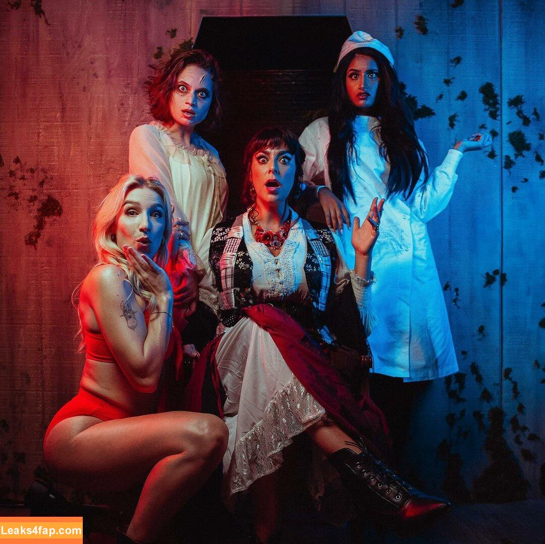 Courtney Miller / co_mill / courtney.miller / typicalvlogs leaked photo photo #0324