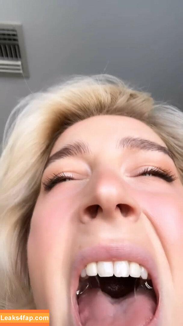 Courtney Miller / co_mill / courtney.miller / typicalvlogs leaked photo photo #0338