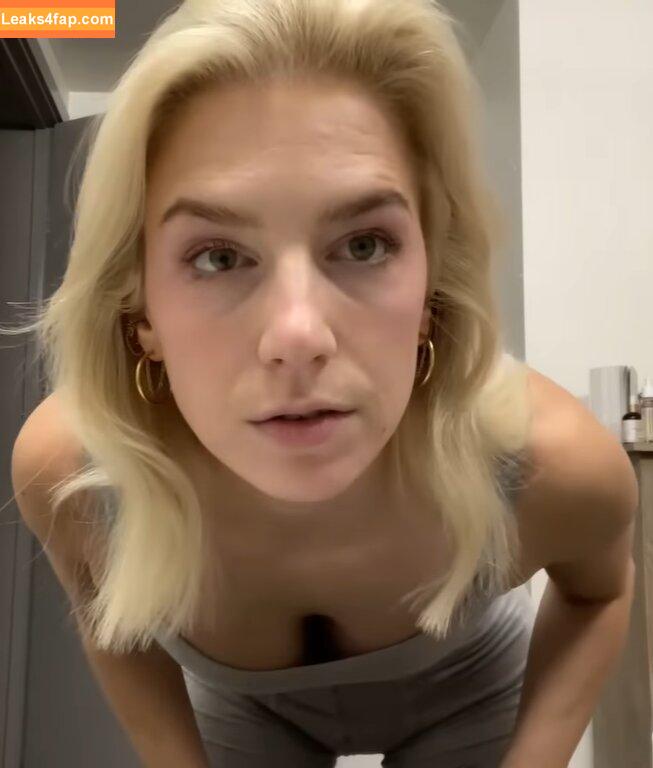 Courtney Miller / co_mill / courtney.miller / typicalvlogs leaked photo photo #0351