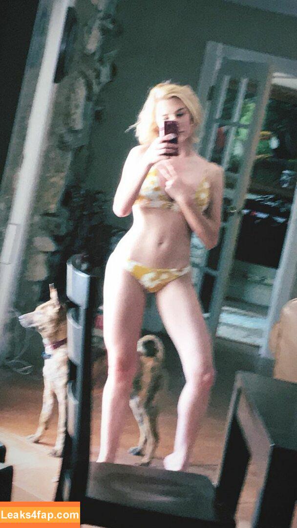 Courtney Miller / co_mill / courtney.miller / typicalvlogs leaked photo photo #0364