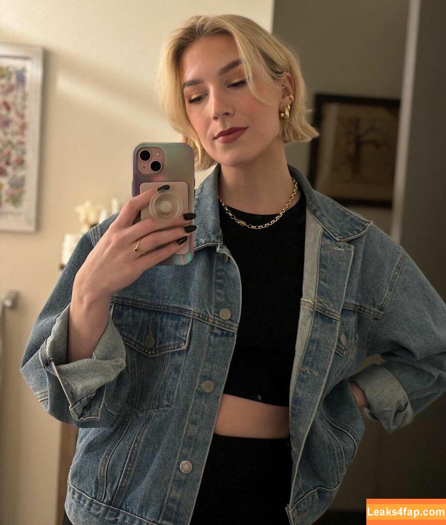 Courtney Miller / co_mill / courtney.miller / typicalvlogs leaked photo photo #0376