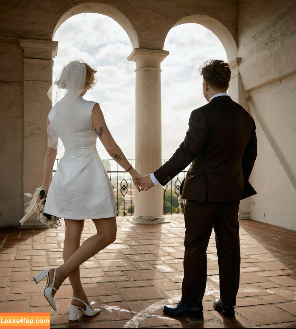 Courtney Miller / co_mill / courtney.miller / typicalvlogs leaked photo photo #0406