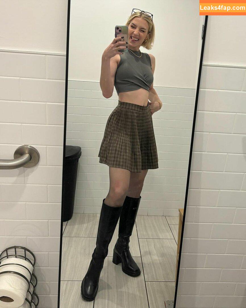 Courtney Miller / co_mill / courtney.miller / typicalvlogs leaked photo photo #0408