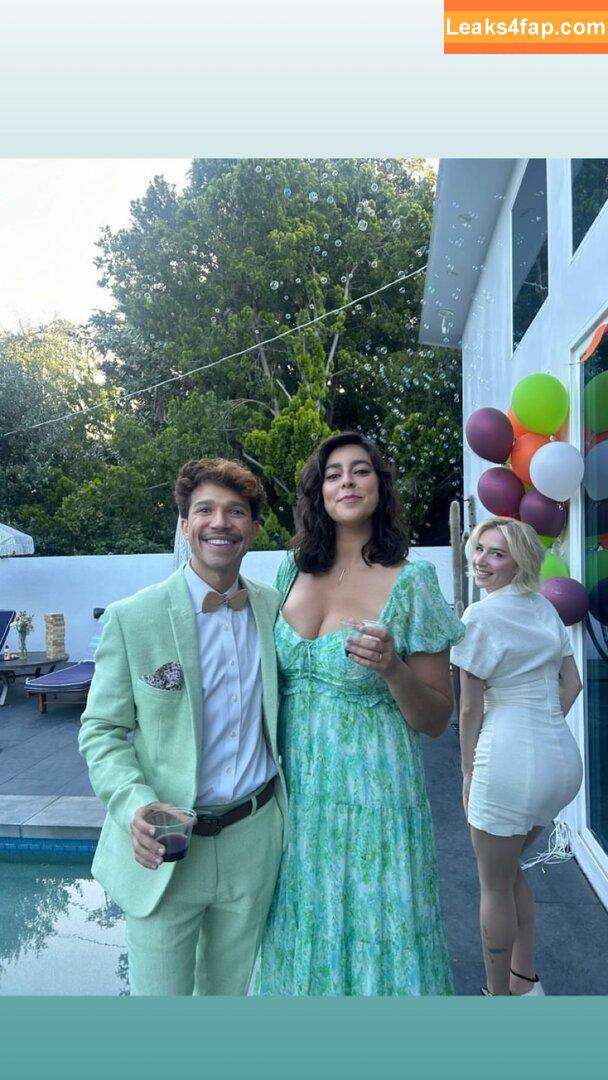 Courtney Miller / co_mill / courtney.miller / typicalvlogs leaked photo photo #0416