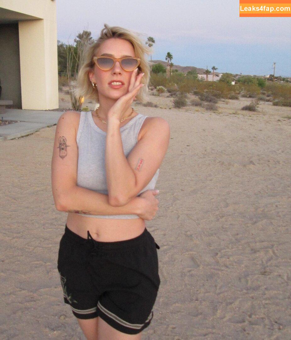 Courtney Miller / co_mill / courtney.miller / typicalvlogs leaked photo photo #0420