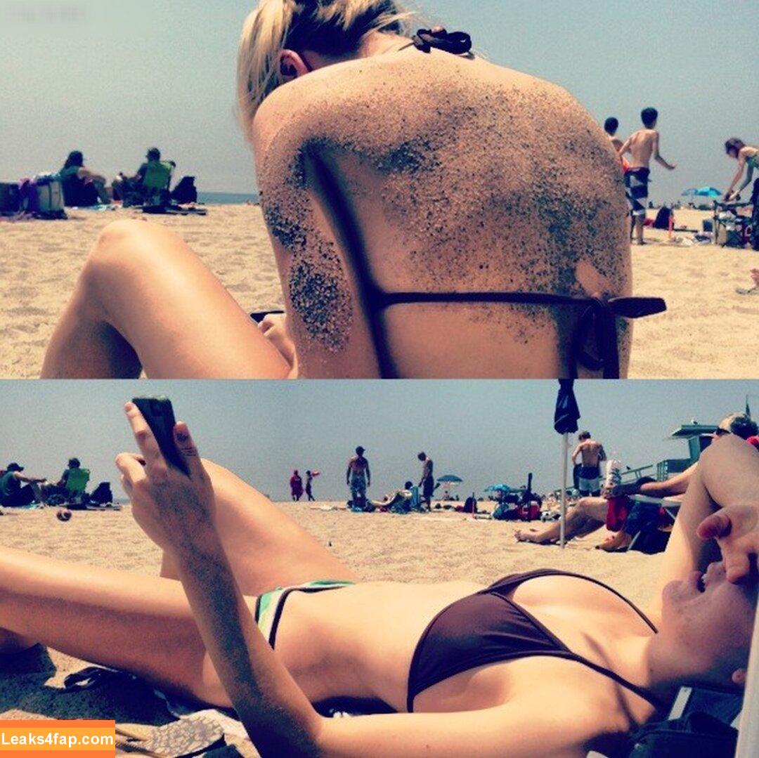 Courtney Miller / co_mill / courtney.miller / typicalvlogs leaked photo photo #0425