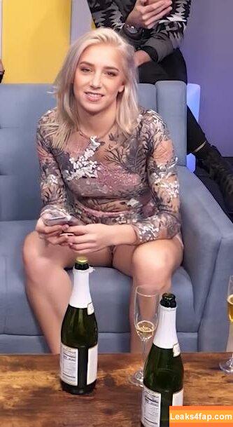 Courtney Miller / co_mill / courtney.miller / typicalvlogs leaked photo photo #0504