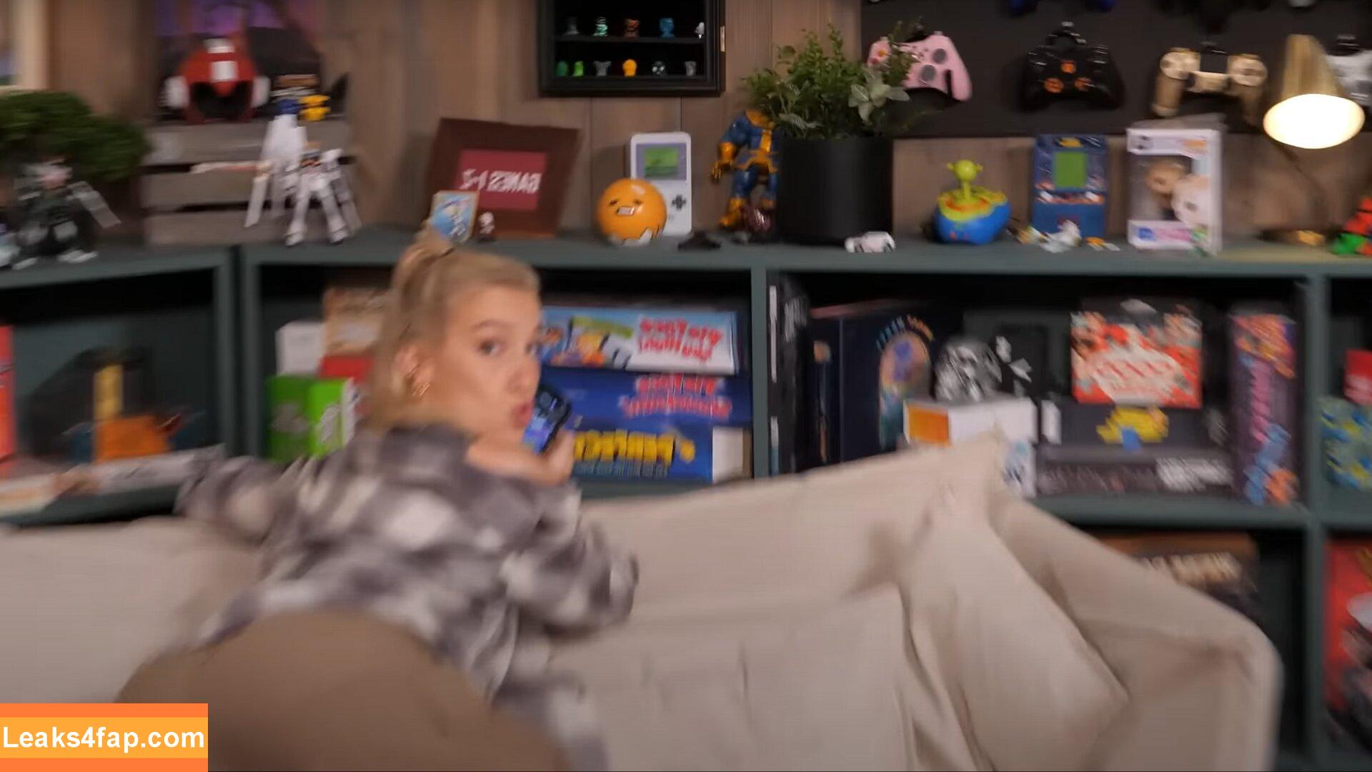 Courtney Miller / co_mill / courtney.miller / typicalvlogs leaked photo photo #0514