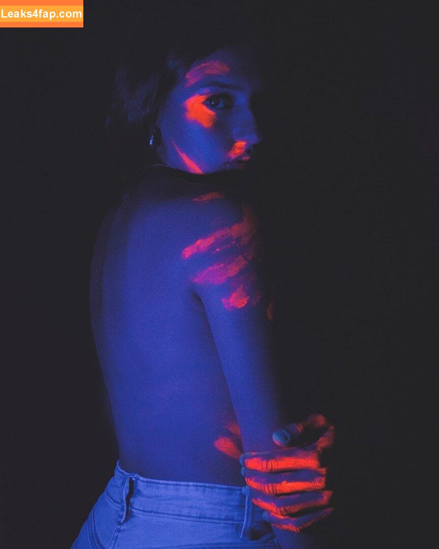 Courtney Miller / co_mill / courtney.miller / typicalvlogs leaked photo photo #0525