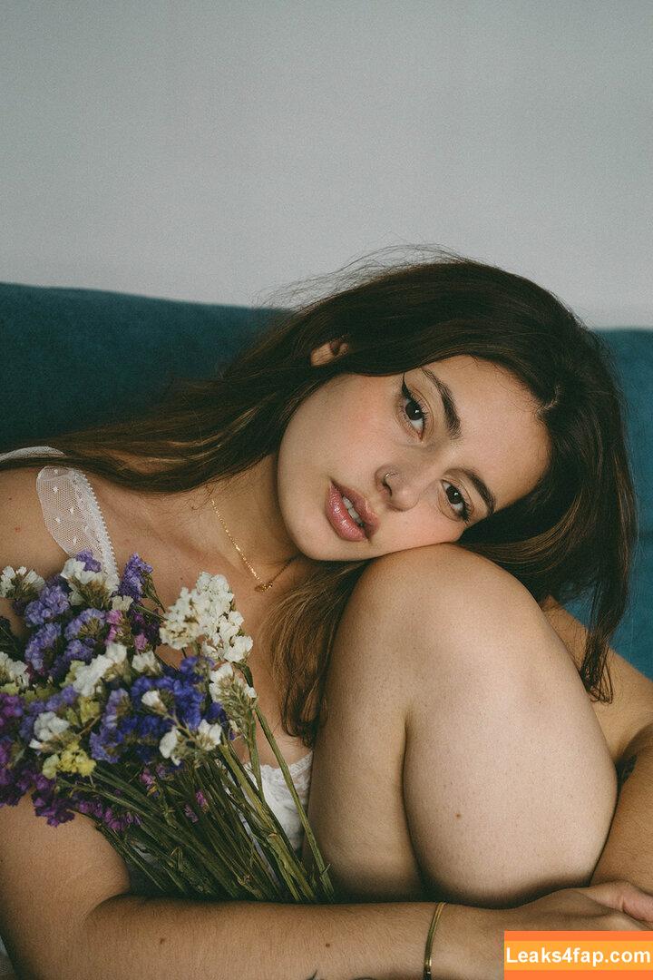 Courtney Miller / co_mill / courtney.miller / typicalvlogs leaked photo photo #0631