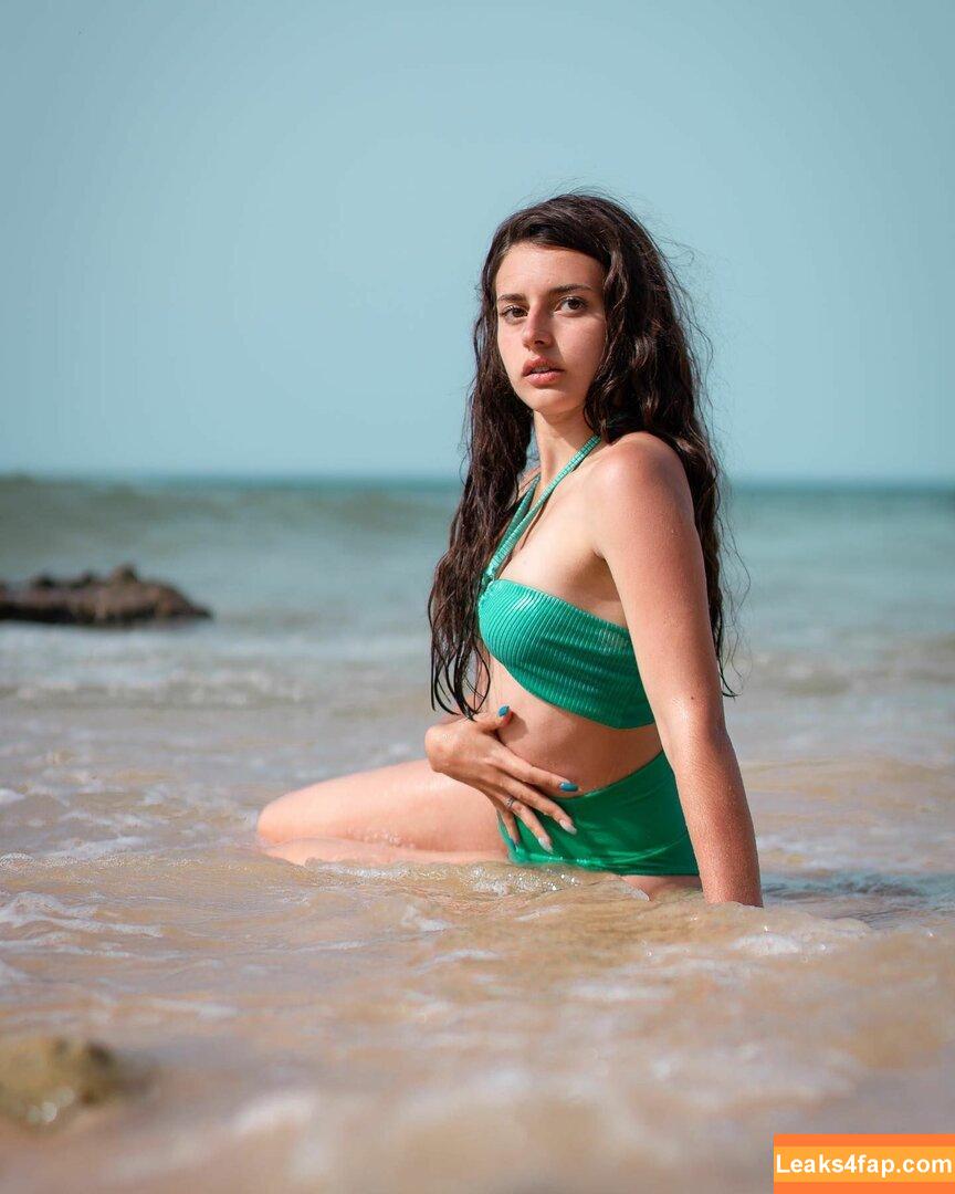 Courtney Miller / co_mill / courtney.miller / typicalvlogs leaked photo photo #0712