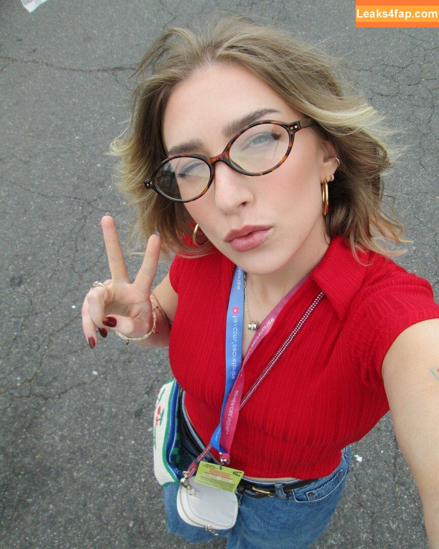 Courtney Miller / co_mill / typicalvlogs leaked photo photo #0948