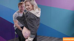 Courtney Miller photo #0043