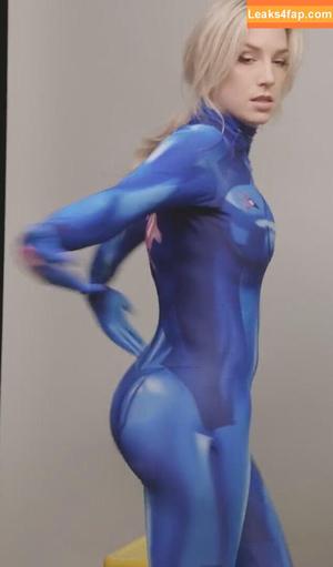 Courtney Miller photo #0112