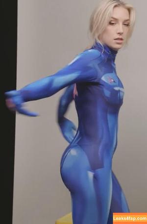 Courtney Miller photo #0113