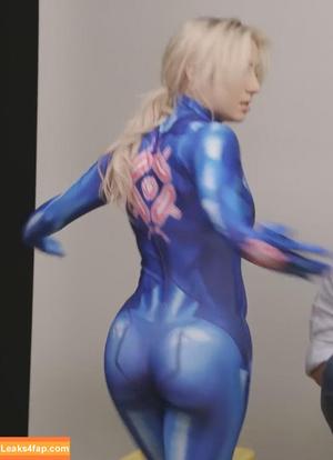 Courtney Miller photo #0120