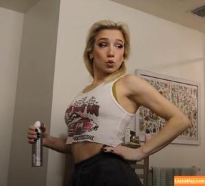 Courtney Miller photo #0139