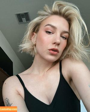 Courtney Miller photo #0331