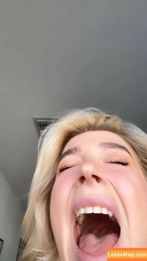 Courtney Miller photo #0339