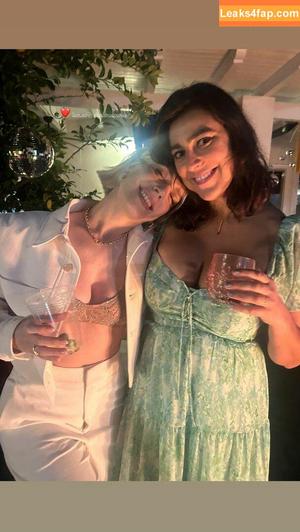 Courtney Miller photo #0417