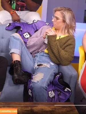 Courtney Miller photo #0508