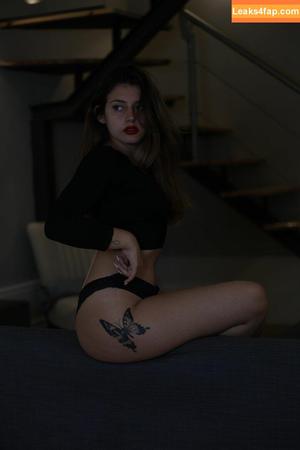 Courtney Miller photo #0564