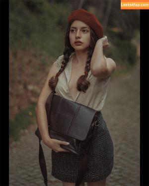 Courtney Miller photo #0587