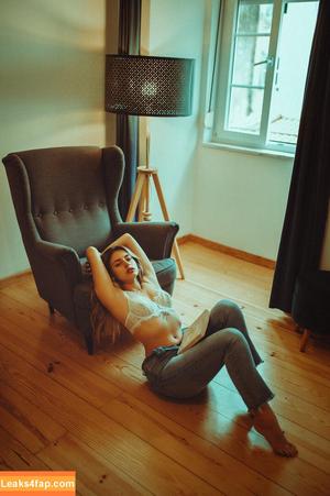 Courtney Miller photo #0617