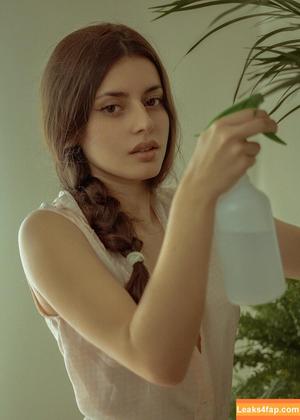 Courtney Miller photo #0645