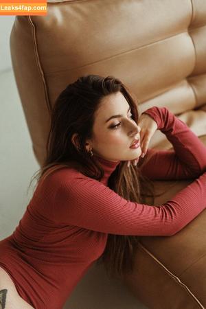 Courtney Miller photo #0648