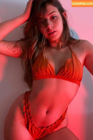 Courtney Miller photo #0689