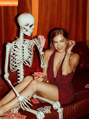 Courtney Miller photo #0927