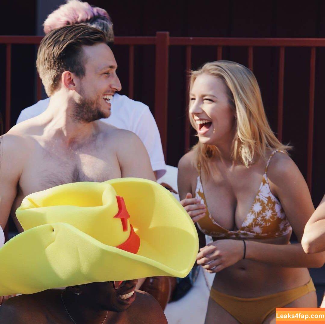 Courtney Miller / co_mill / typicalvlogs leaked photo photo #1074