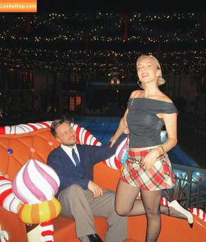 Courtney Miller photo #1040