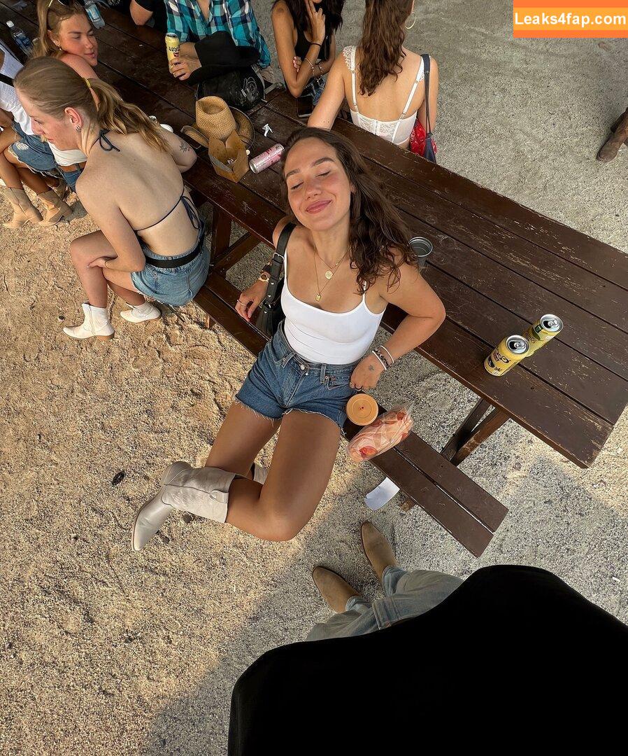 Courtney Sarault / court_sarault / courtsarault / https: leaked photo photo #0038